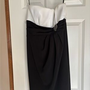 Cocktail Dress white top strapless fitted black bottom 6